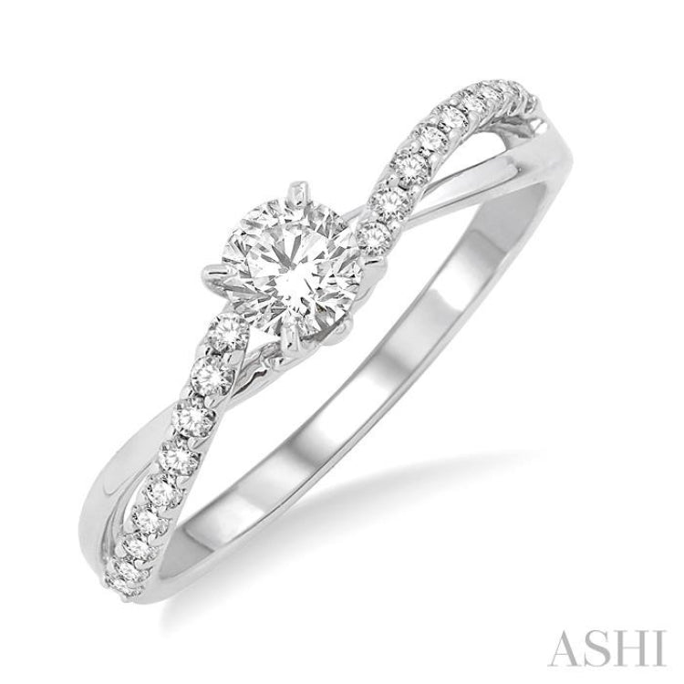 Round Shape Semi-Mount Diamond Engagement Ring