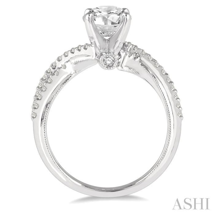 Round Shape Semi-Mount Diamond Engagement Ring