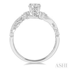 Round Shape Diamond Engagement Ring