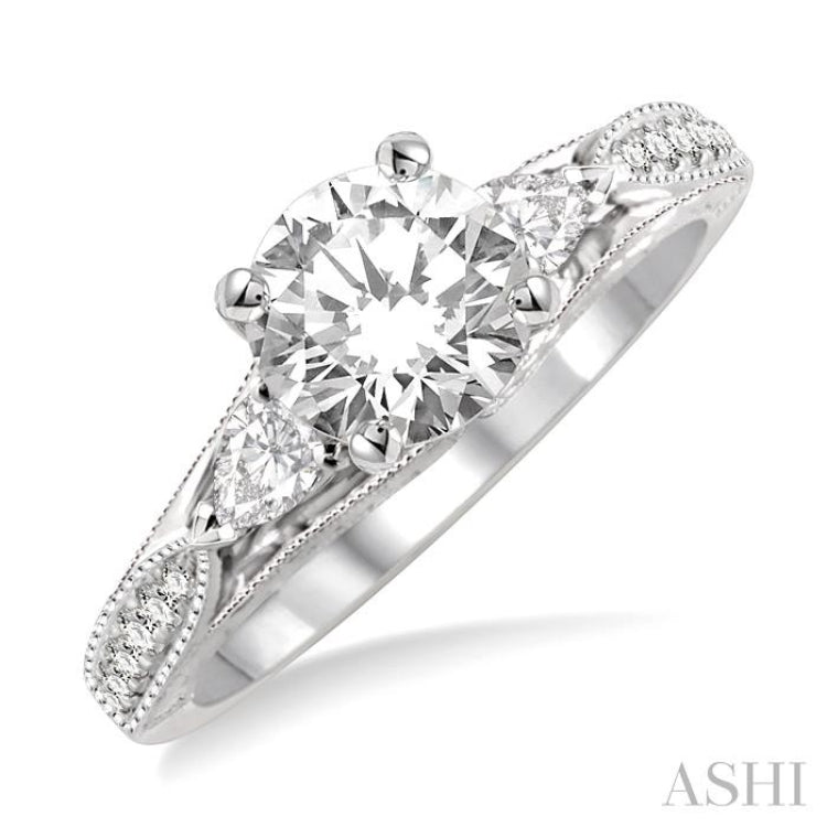 Round Shape Diamond Engagement Ring