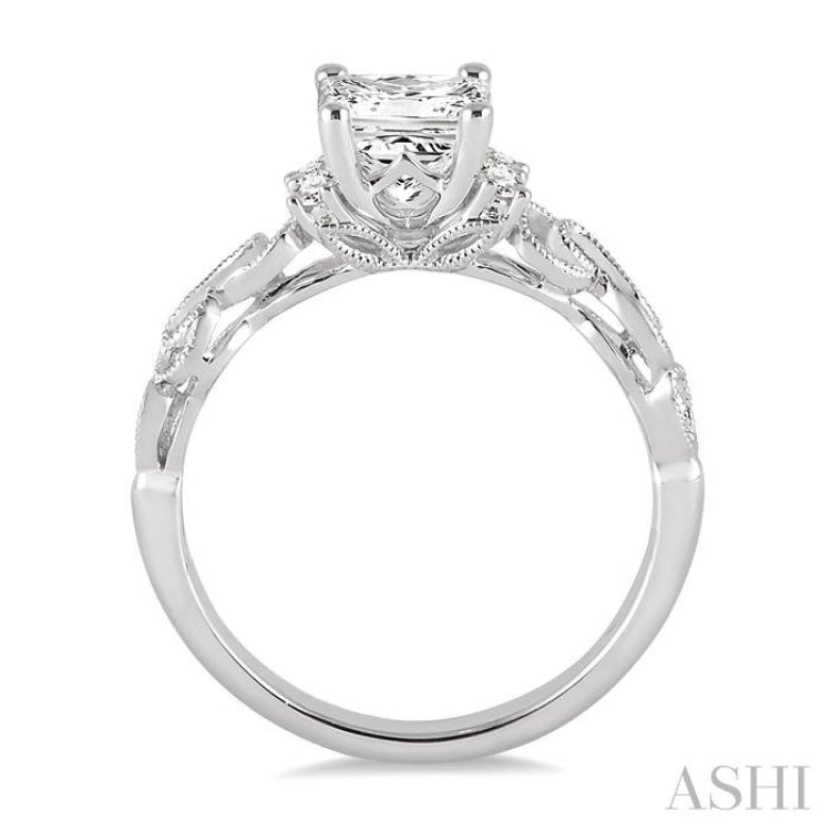 Princess Shape Diamond Engagement Ring