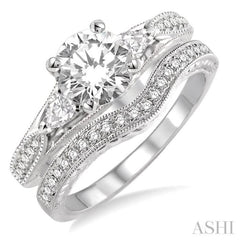 Round Shape Diamond Wedding Set