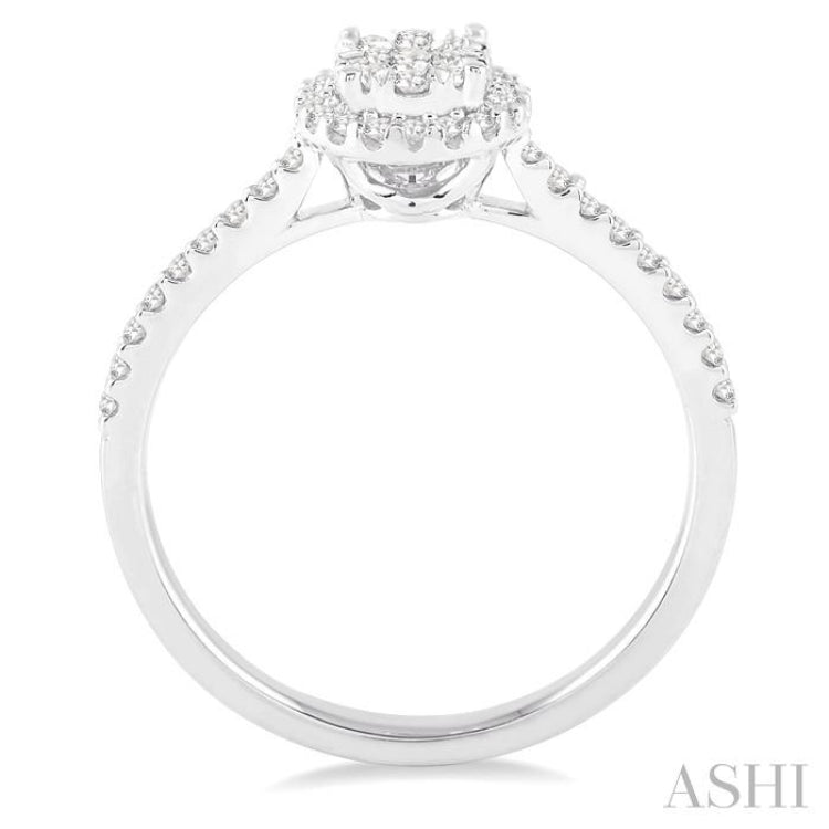 Halo Lovebright Essential Diamond Engagement Ring