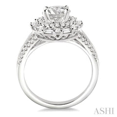 Round Shape Halo Diamond Engagement Ring