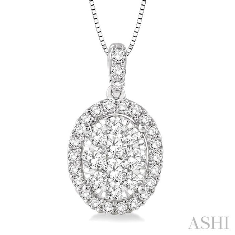 Oval Shape Halo Lovebright Essential Diamond Pendant