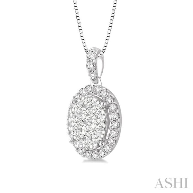 Oval Shape Halo Lovebright Essential Diamond Pendant