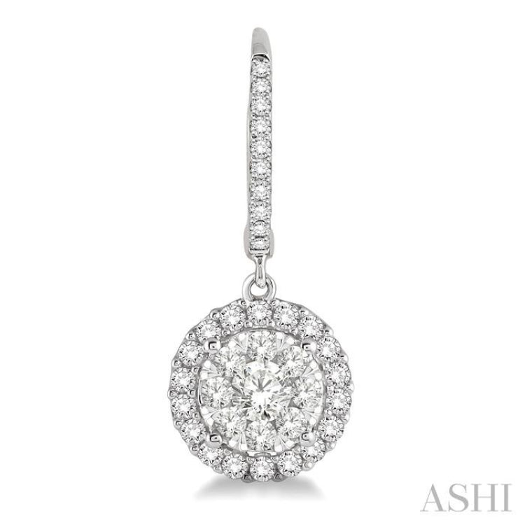 Round Shape Halo Lovebright Essential Diamond Earrings