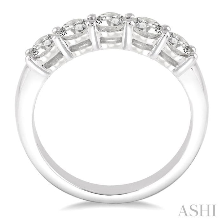 Round Shape 5 Stone Diamond Wedding Band