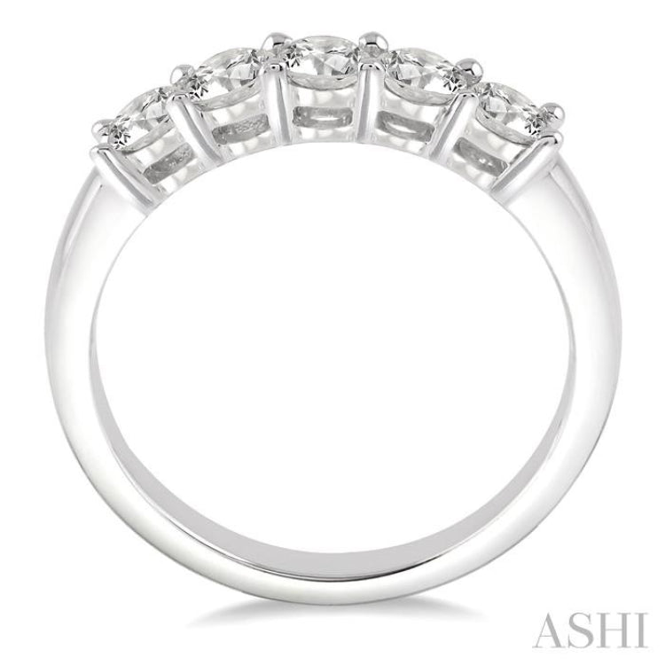 Round Shape 5 Stone Diamond Wedding Band