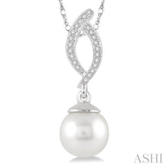 Pearl & Diamond Fashion Pendant