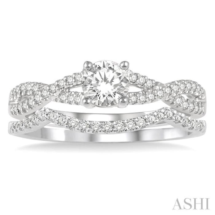 Round Shape Diamond Wedding Set