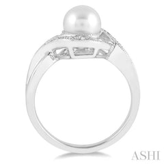 Silver Pearl & Diamond Ring