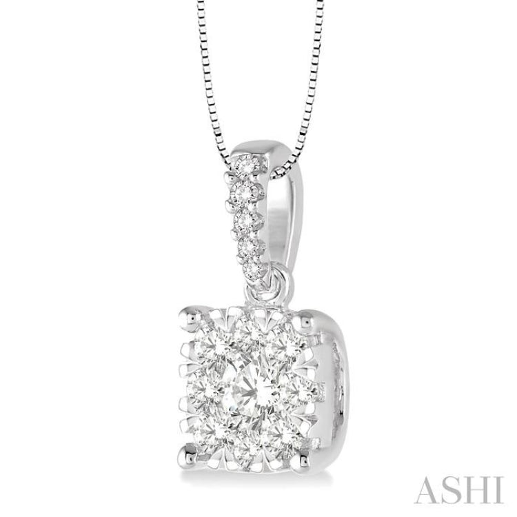 Princess Shape Lovebright Essential Diamond Pendant