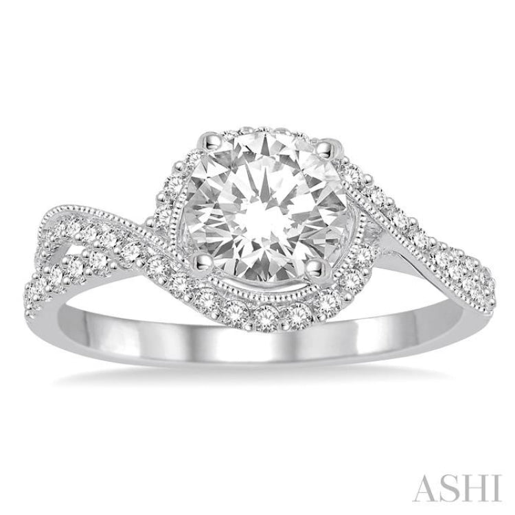 Round Shape Diamond Engagement Ring