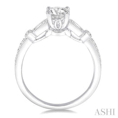 Round Shape Semi-Mount Diamond Engagement Ring