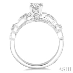 Round Shape Semi-Mount Diamond Engagement Ring