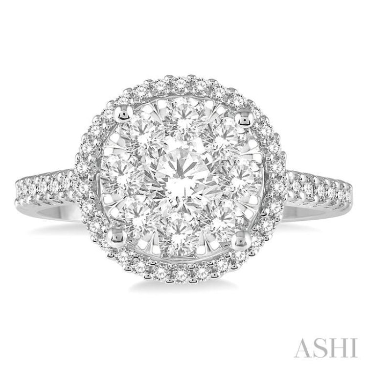 Halo Lovebright Essential Diamond Engagement Ring