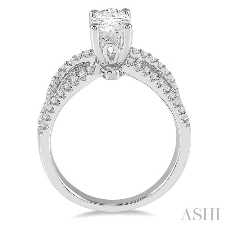 Oval Shape Semi-Mount Diamond Engagement Ring