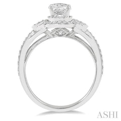 Oval Shape Semi-Mount Diamond Engagement Ring