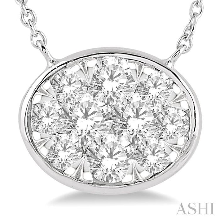 Oval Shape East-West Lovebright Essential Diamond Necklace