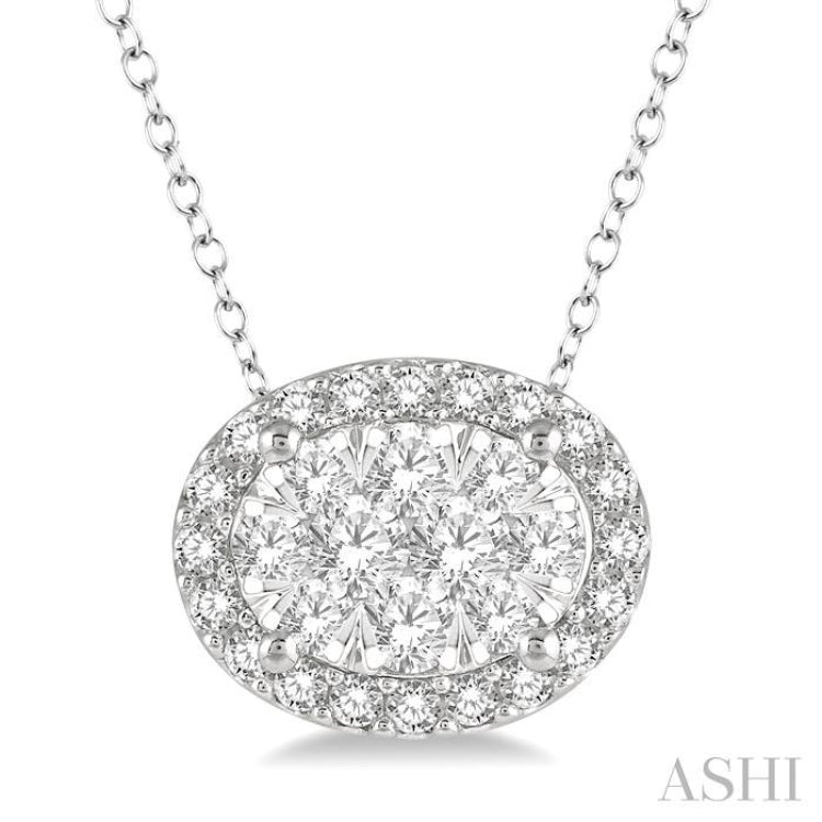 Oval Shape East-West Halo Lovebright Essential Diamond Pendant