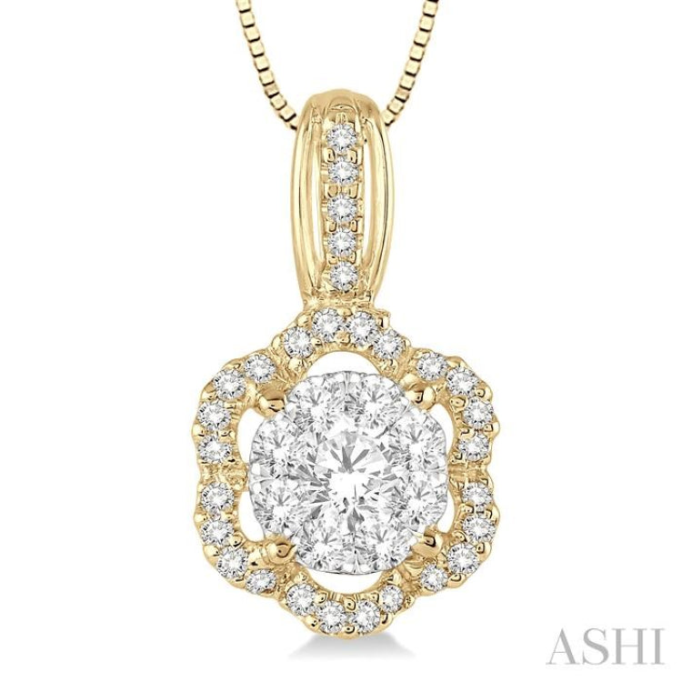 Round Shape Lovebright Diamond Flower Pendant