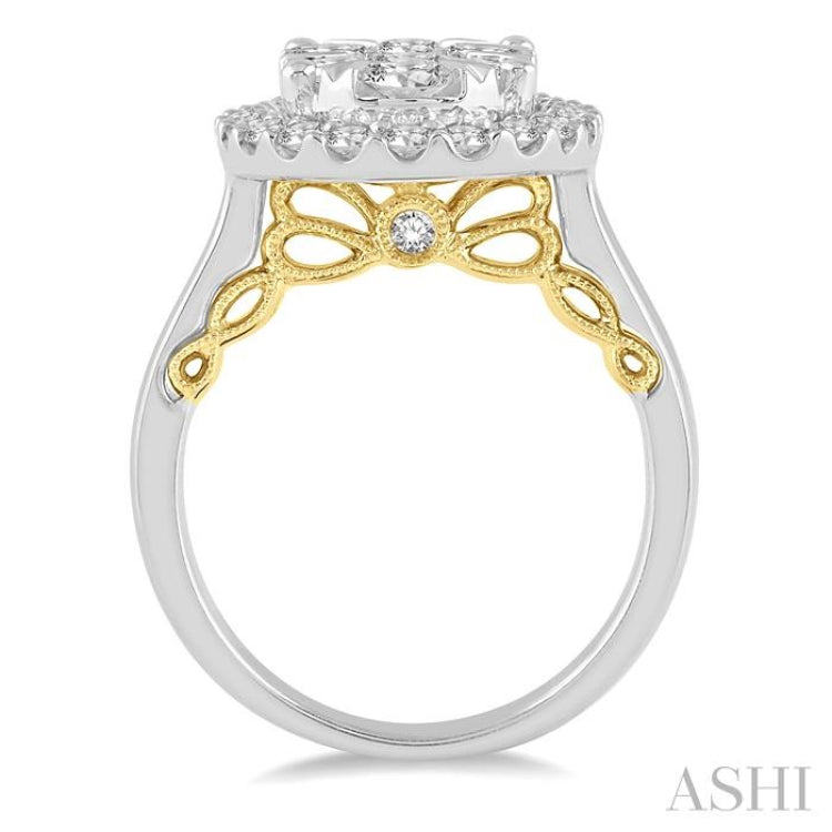 Oval Shape Halo Lovebright Essential Diamond Ring