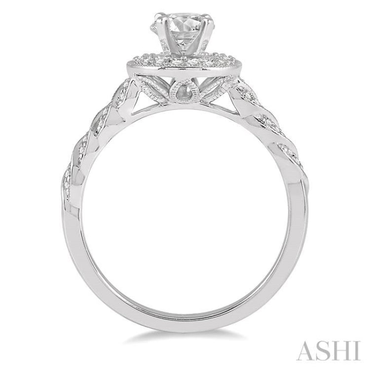 Round Shape Halo Diamond Engagement Ring