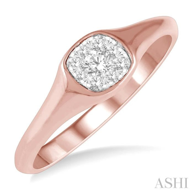 Cushion  Shape Lovebright Essential Diamond Signet Ring