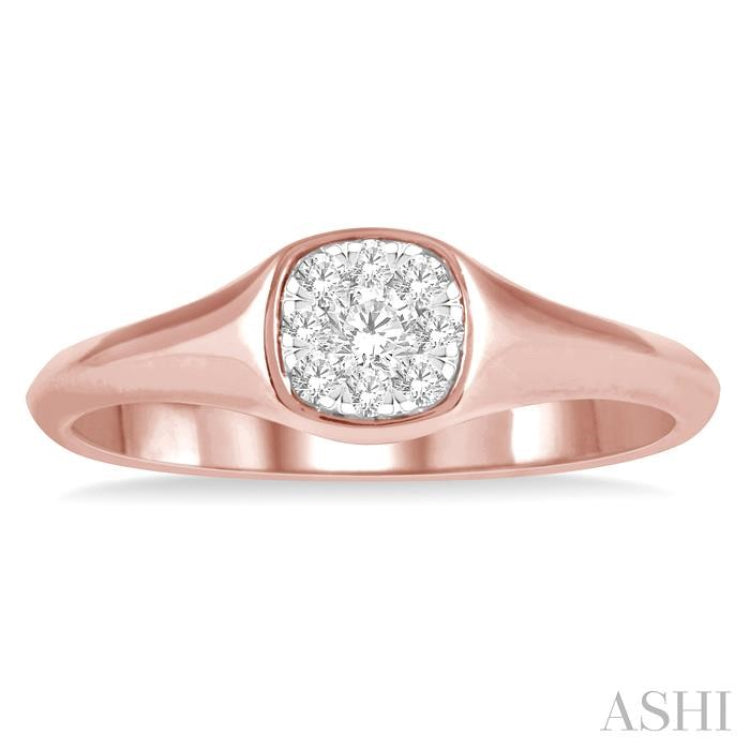 Cushion  Shape Lovebright Essential Diamond Signet Ring