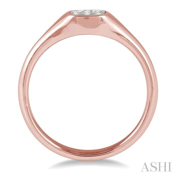 Cushion  Shape Lovebright Essential Diamond Signet Ring