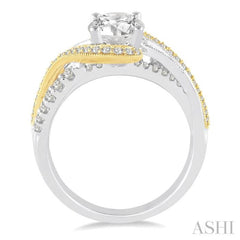 Round Shape Semi-Mount Diamond Engagement Ring