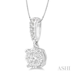 Round Shape Lovebright Essential Diamond Pendant