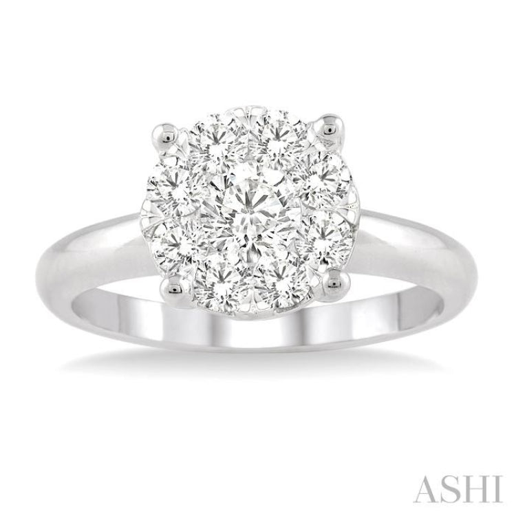 Lovebright Essential Diamond Engagement Ring