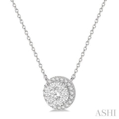 Round Shape Halo Lovebright Essential Diamond Necklace