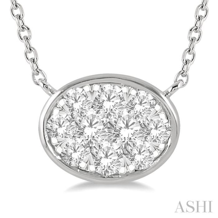 Oval Shape East-West Lovebright Essential Diamond Necklace