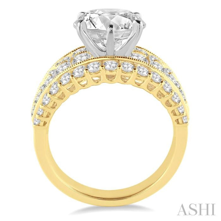 Round Shape Semi-Mount Diamond Engagement Ring