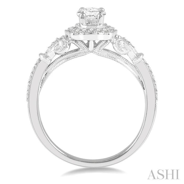 Oval Shape Semi-Mount Halo Diamond Engagement Ring