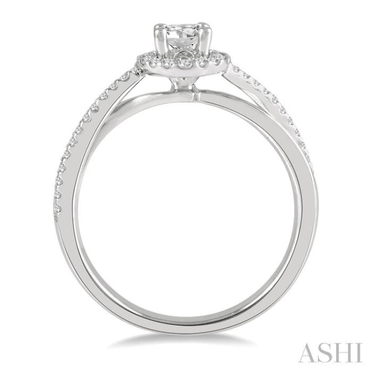 Round Shape Semi-Mount Halo Diamond Engagement Ring