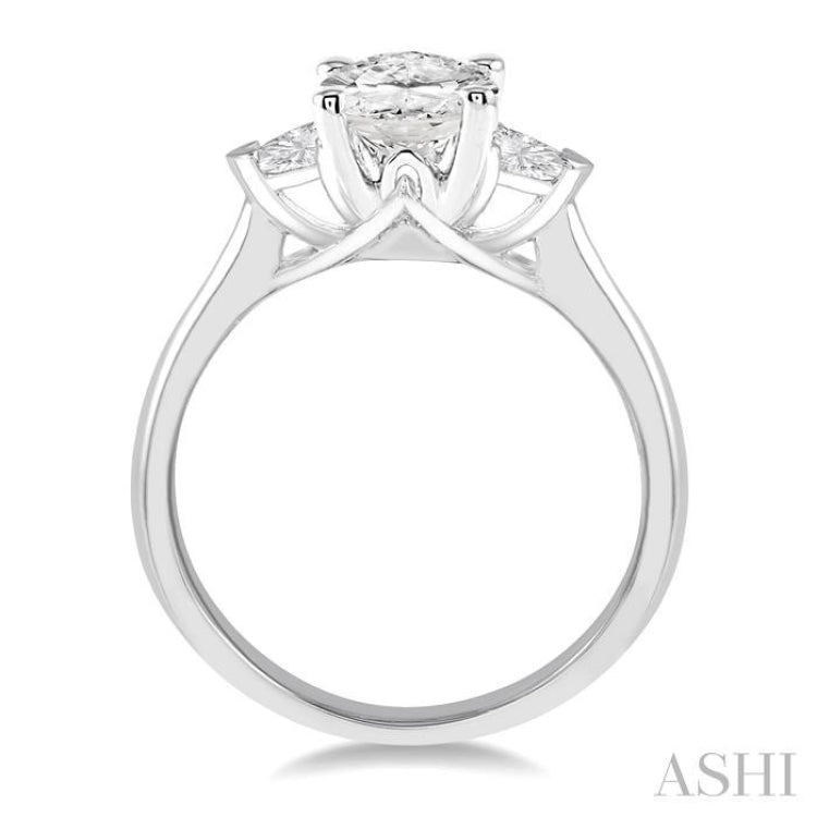 Oval Shape Semi-Mount Diamond Engagement Ring