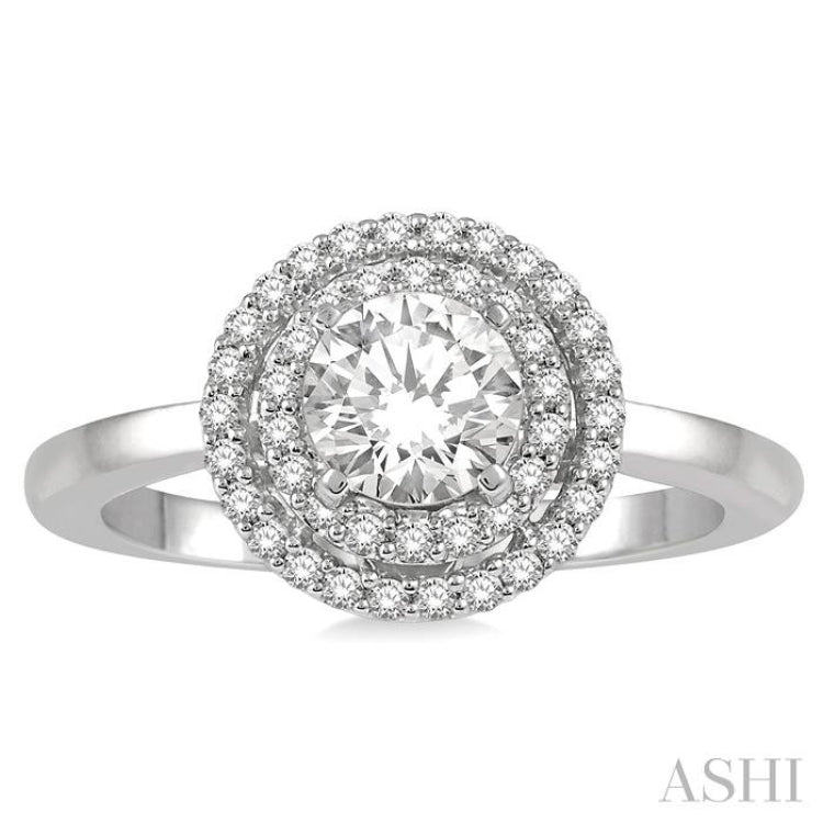 Round Shape Halo Diamond Engagement Ring