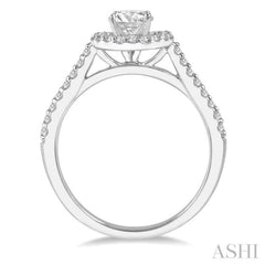 Round Shape Halo Diamond Engagement Ring