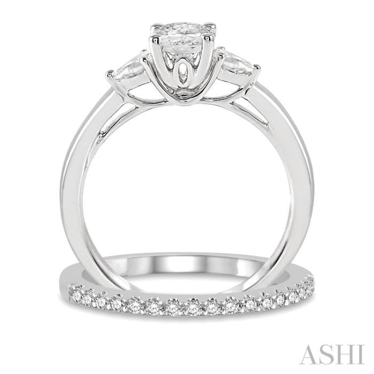 Oval Shape Diamond Wedding Set