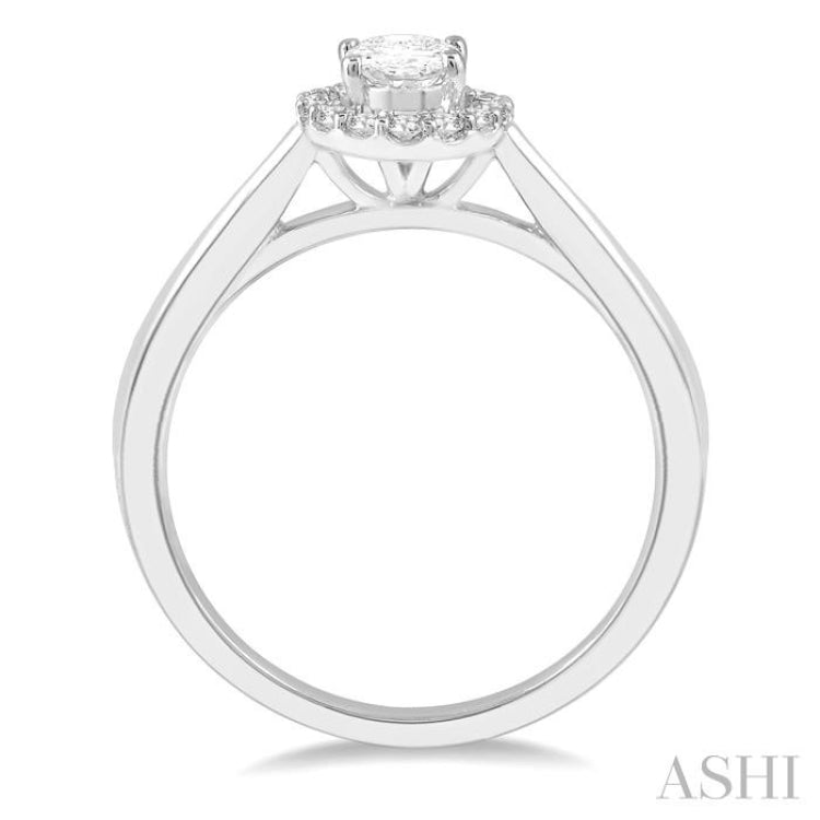 Oval Shape Halo Diamond Engagement Ring