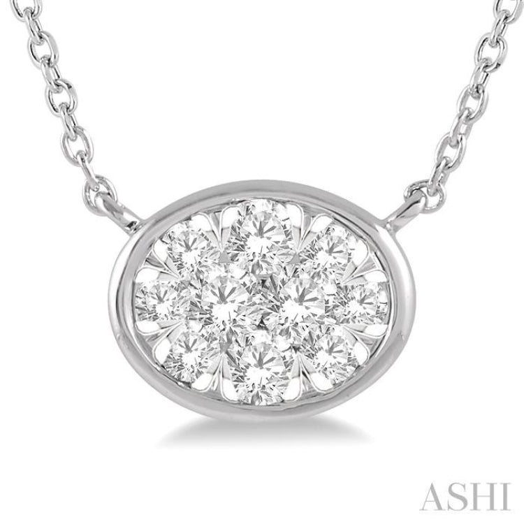 Oval Shape East-West Lovebright Essential Diamond Necklace