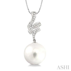 Pearl & Diamond Fashion Pendant