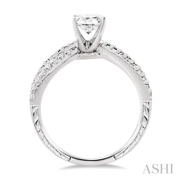 Round Shape Semi-Mount Diamond Engagement Ring