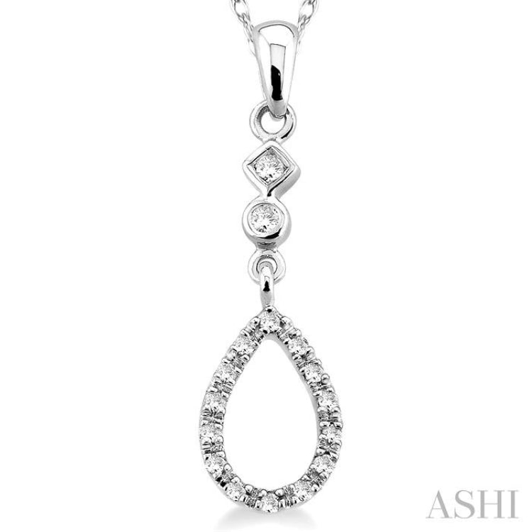 Pear Shape Diamond Pendant