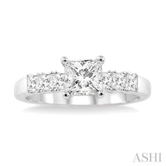 Princess Shape Diamond Engagement Ring