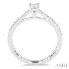 Princess Shape Diamond Engagement Ring